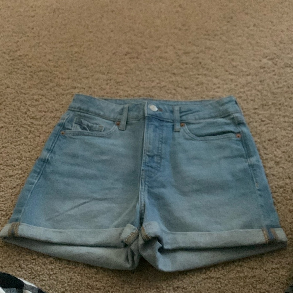 Old Navy light blue jean shorts